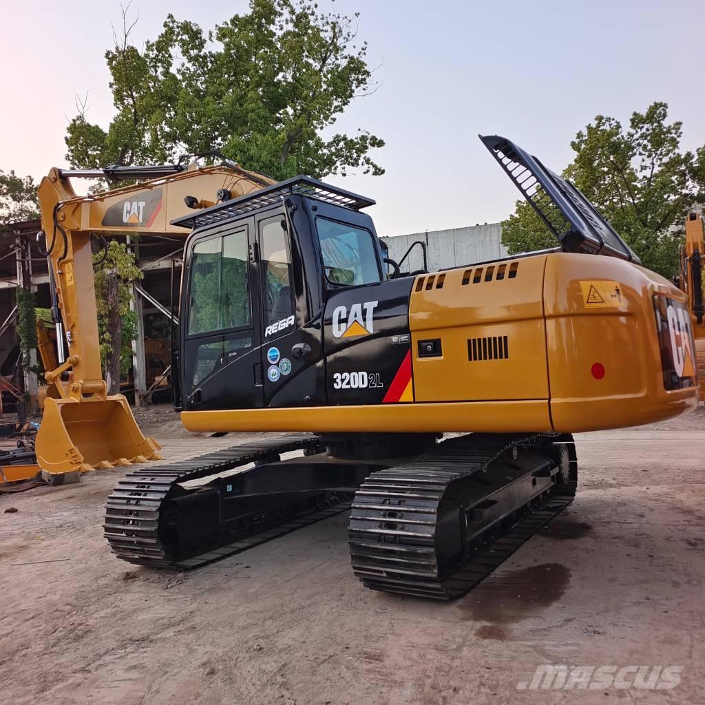 CAT 320 D2L Kāpurķēžu ekskavatori