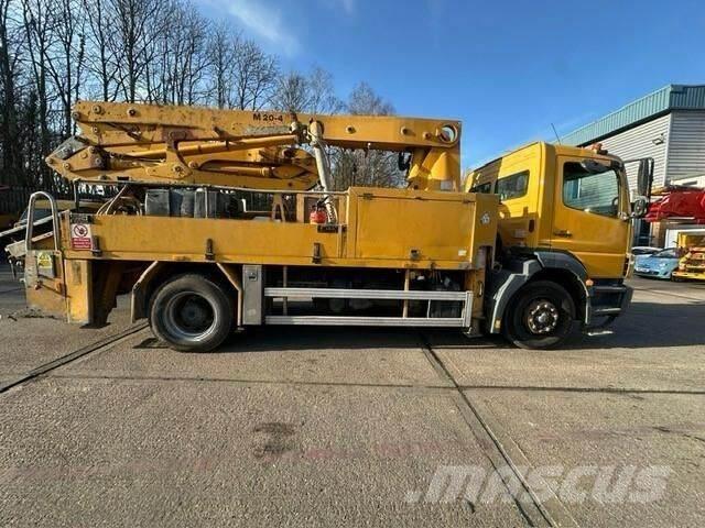 Mercedes-Benz Axor Kravas mašīna- betona sūknis