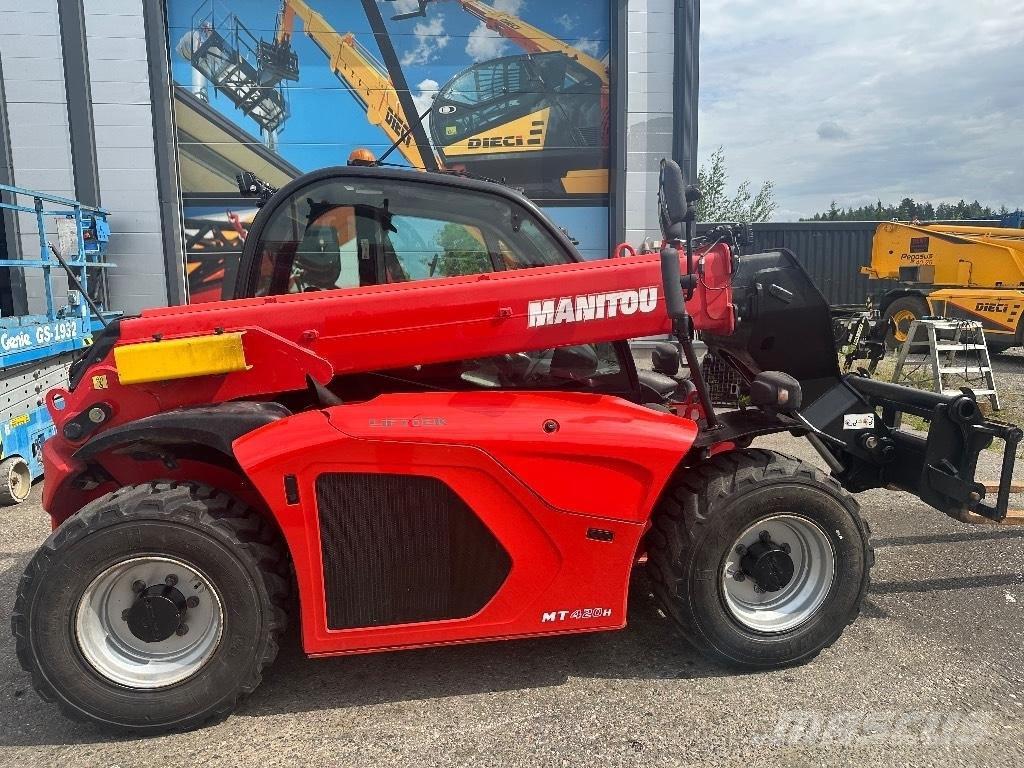 Manitou 420 MT Teleskopiskie manipulatori