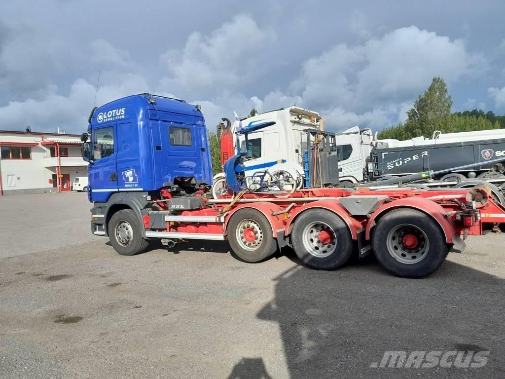 Scania R 560 8x4 Vilcēji
