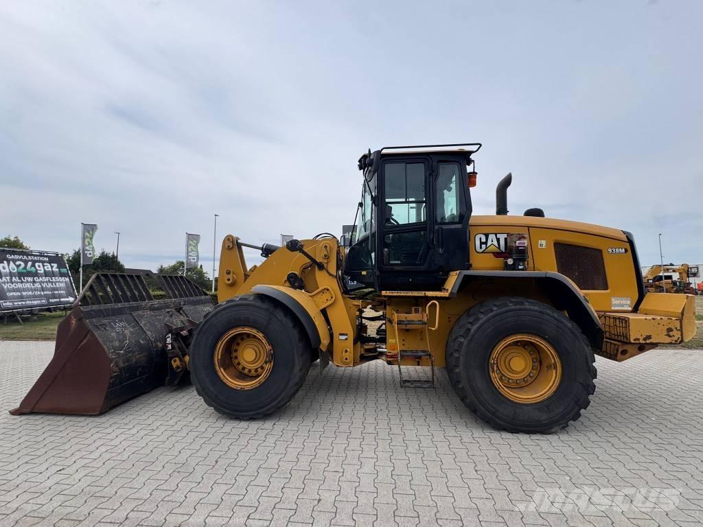 CAT 938 M Iekrāvēji uz riteņiem