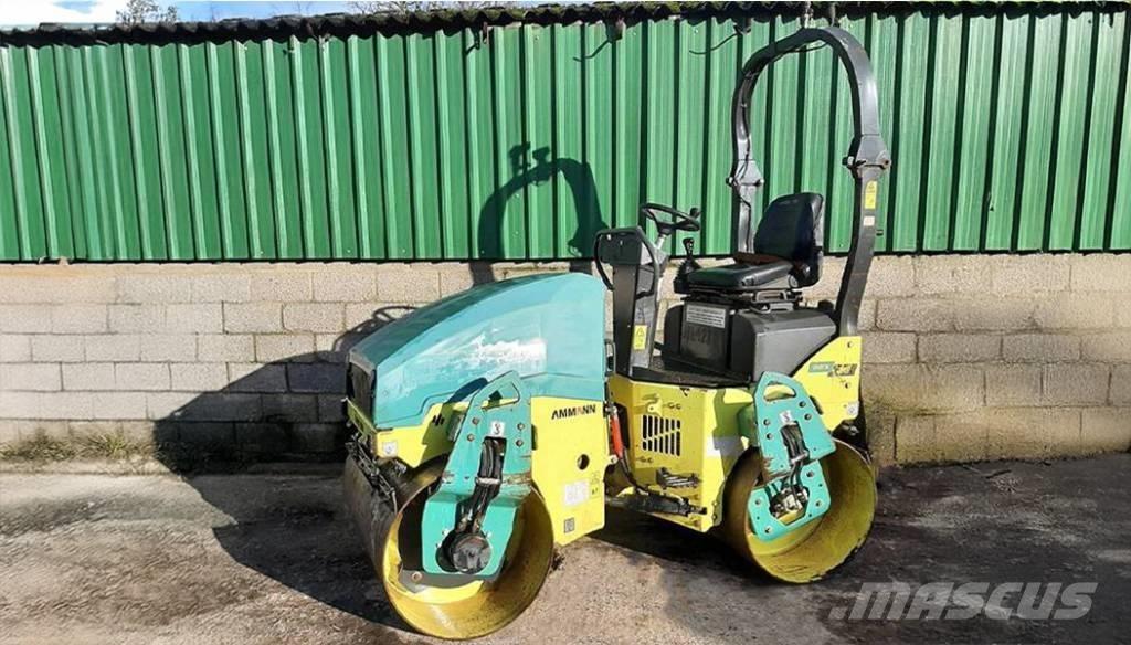Ammann ARX 26 Divvalču grunts veltņi