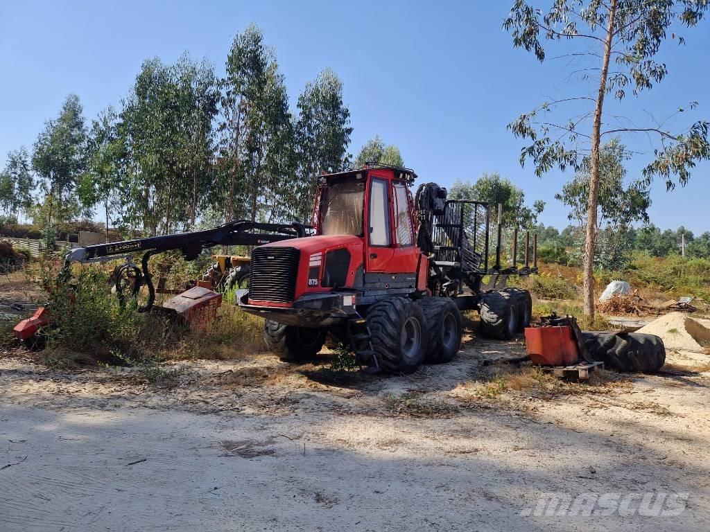 Komatsu 875 Forvarderi