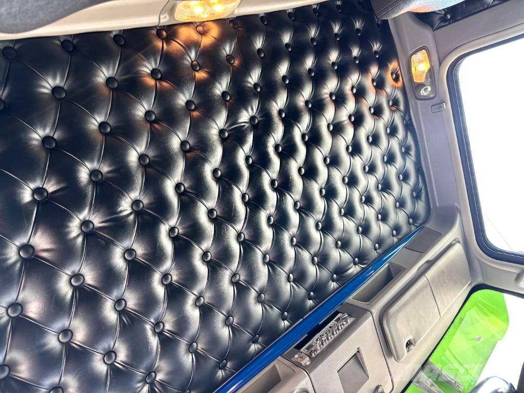 Kenworth W 900 Vilcēji