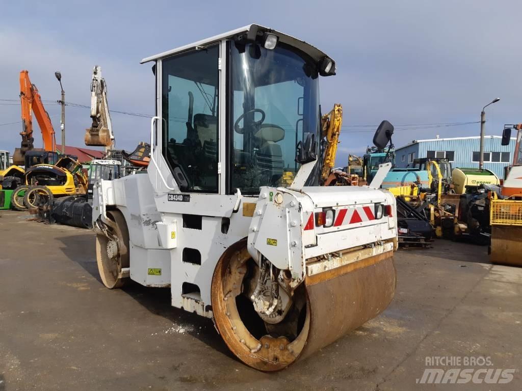 CAT CB 434 D Divvalču grunts veltņi