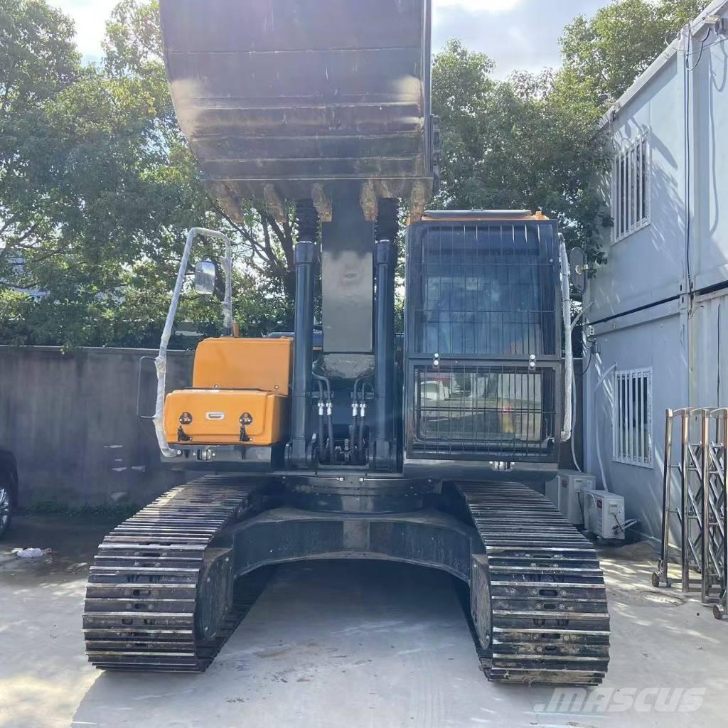 Hyundai R220LC-9S Kāpurķēžu ekskavatori