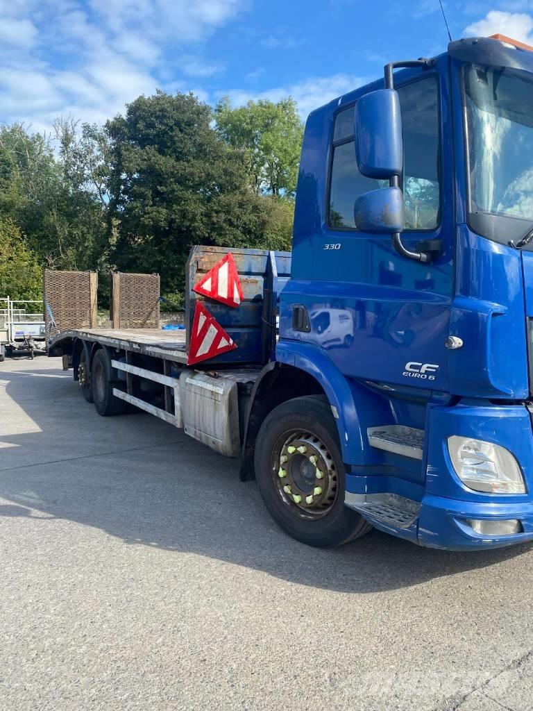 DAF CF 330 Smagās mašīnas ar celtni