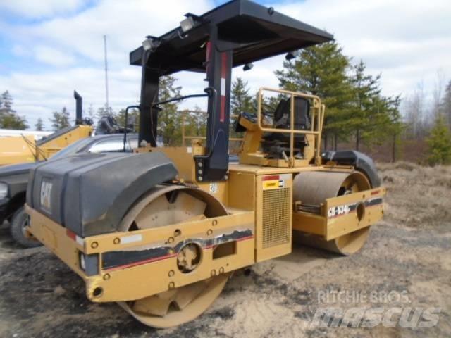 CAT CB 634 C Divvalču grunts veltņi