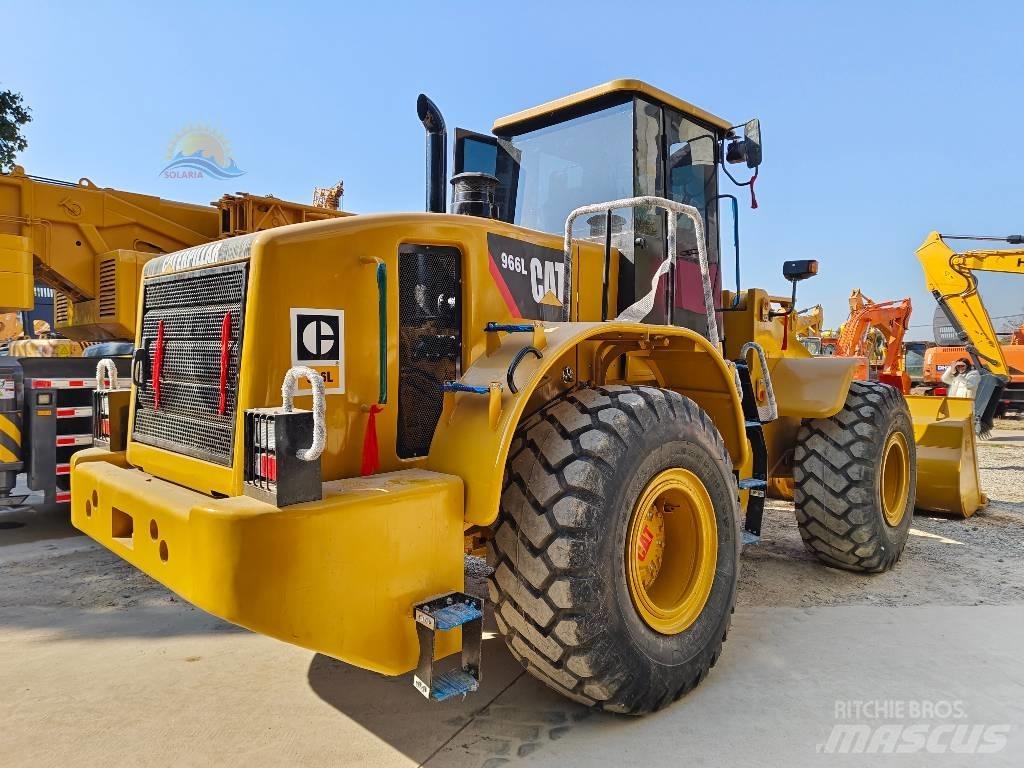 CAT 966 L Iekrāvēji uz riteņiem