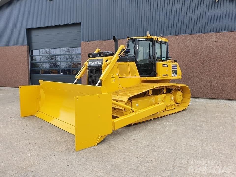 Komatsu D 65 PX-17 Kāpurķēžu buldozeri