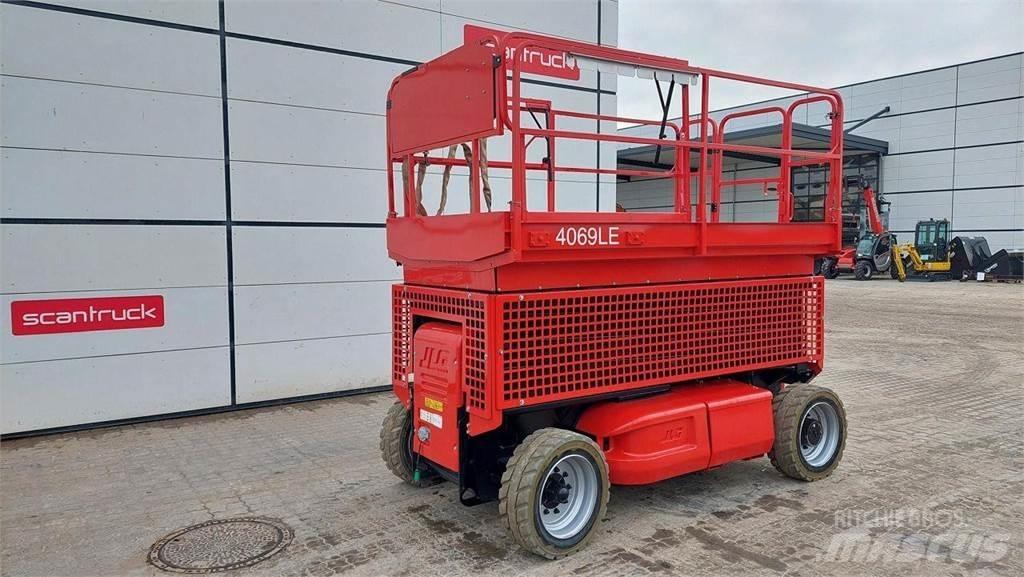 JLG 4069LE Šķerveida pacēlāji
