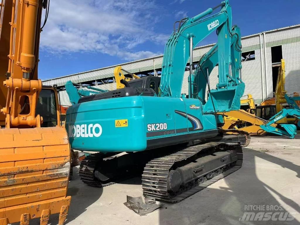 Kobelco SK 200-8 Kāpurķēžu ekskavatori