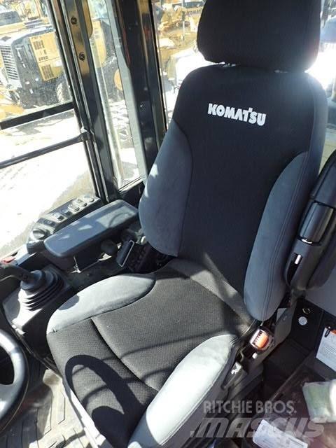 Komatsu WA320-8 Iekrāvēji uz riteņiem