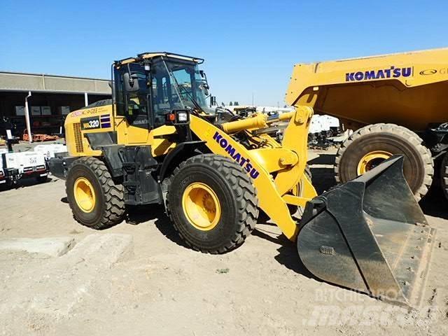 Komatsu WA320-8 Iekrāvēji uz riteņiem