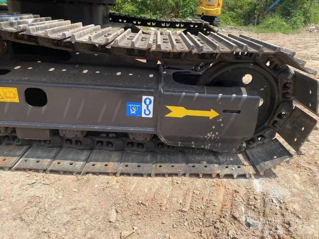 Hitachi ZX 70 Kāpurķēžu ekskavatori