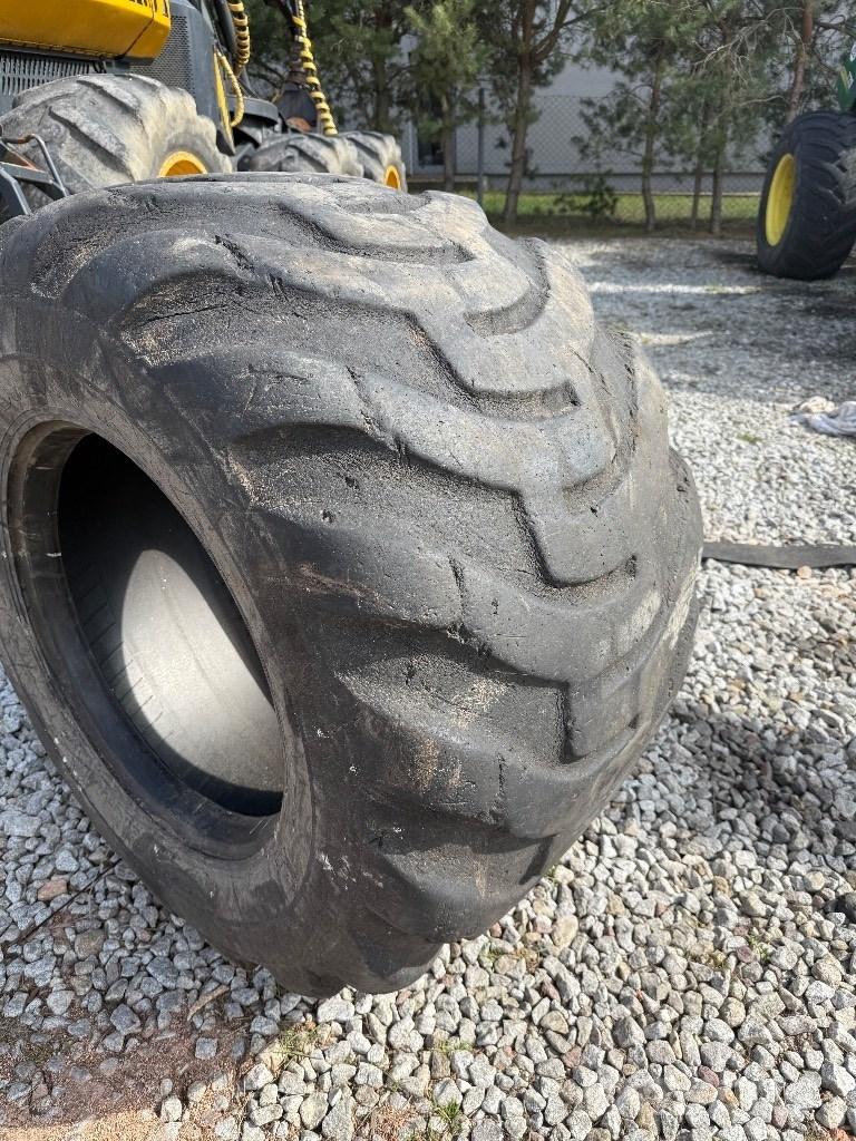 Nokian 710/40-24.5 Riepas, riteņi un diski