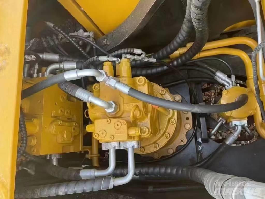 Sany SY215C Kāpurķēžu ekskavatori