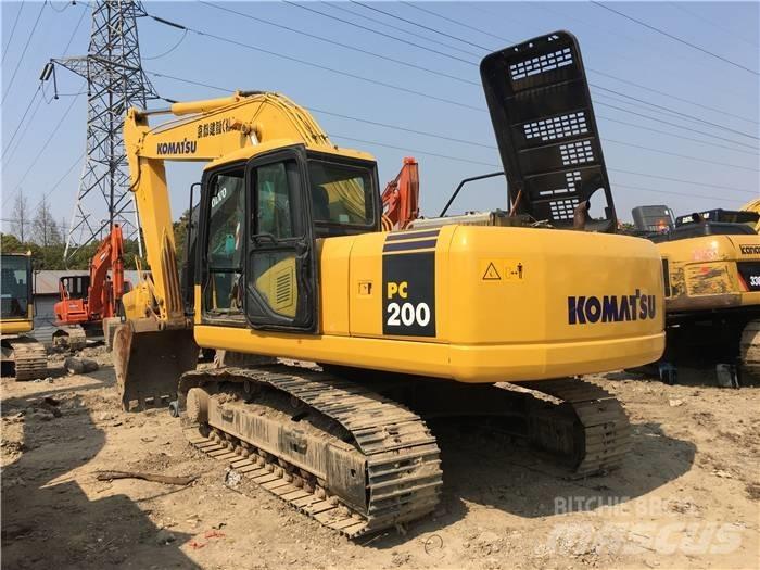 Komatsu PC 200-7 Kāpurķēžu ekskavatori