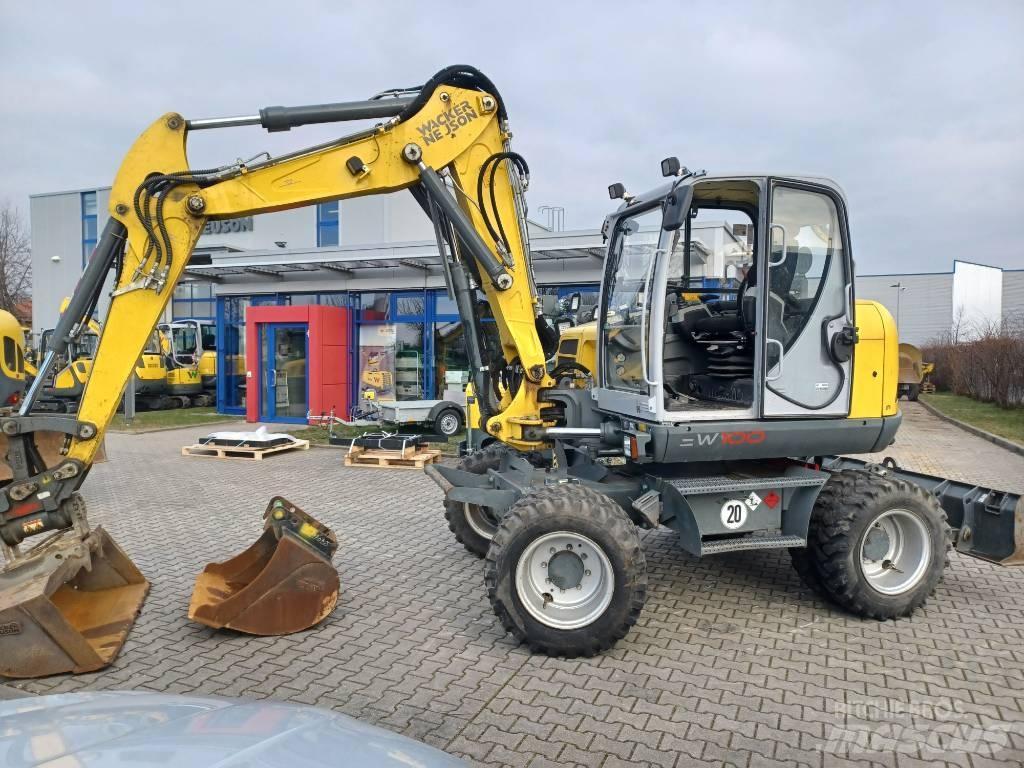 Wacker Neuson EW100 Ekskavatori uz riteņiem
