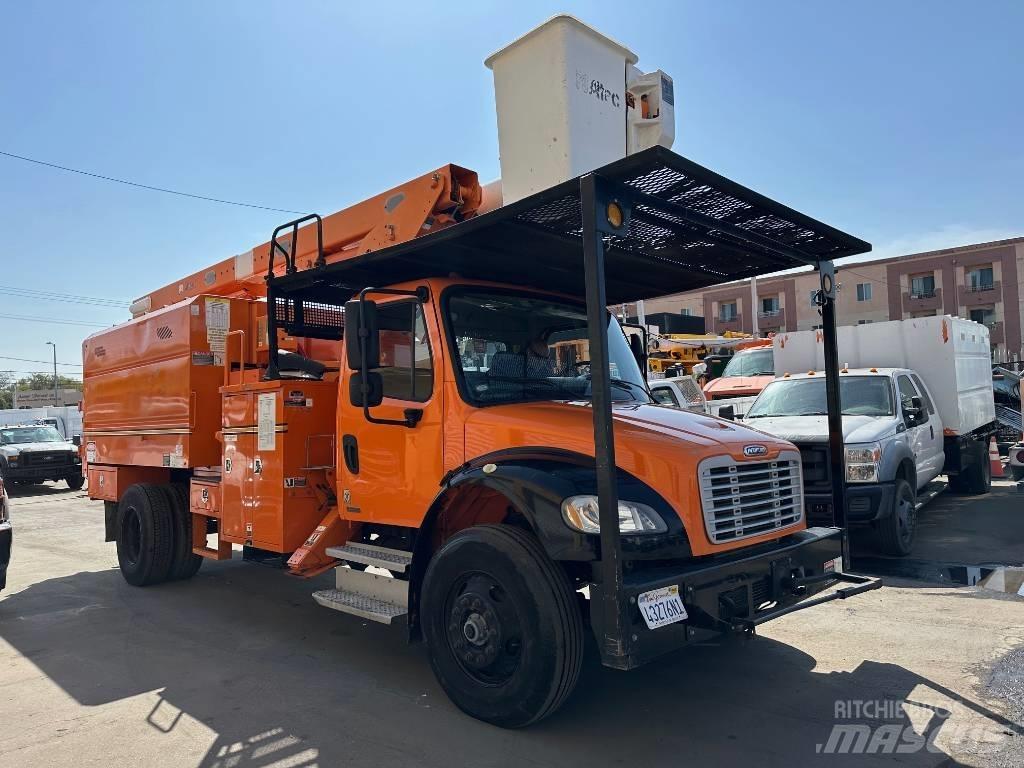 Freightliner M2106 Citi