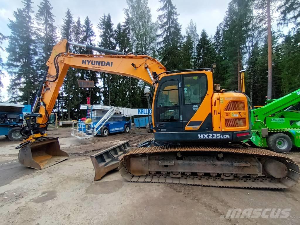 Hyundai HX 235 LCR Kāpurķēžu ekskavatori