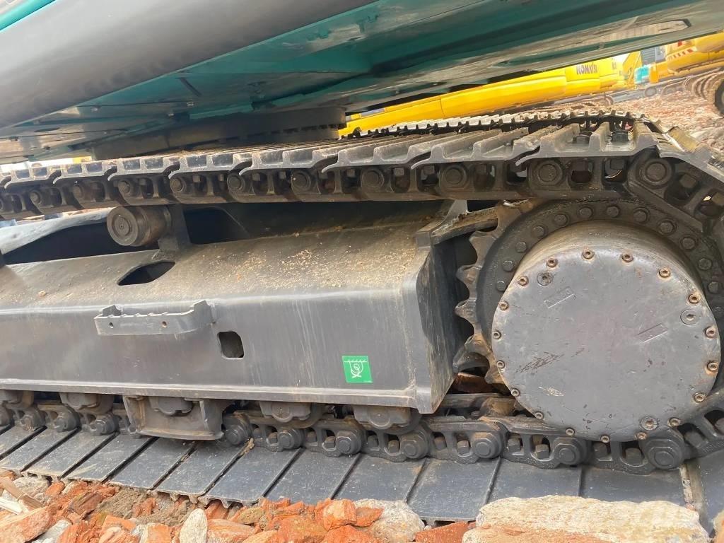 Kobelco 210 Kāpurķēžu ekskavatori