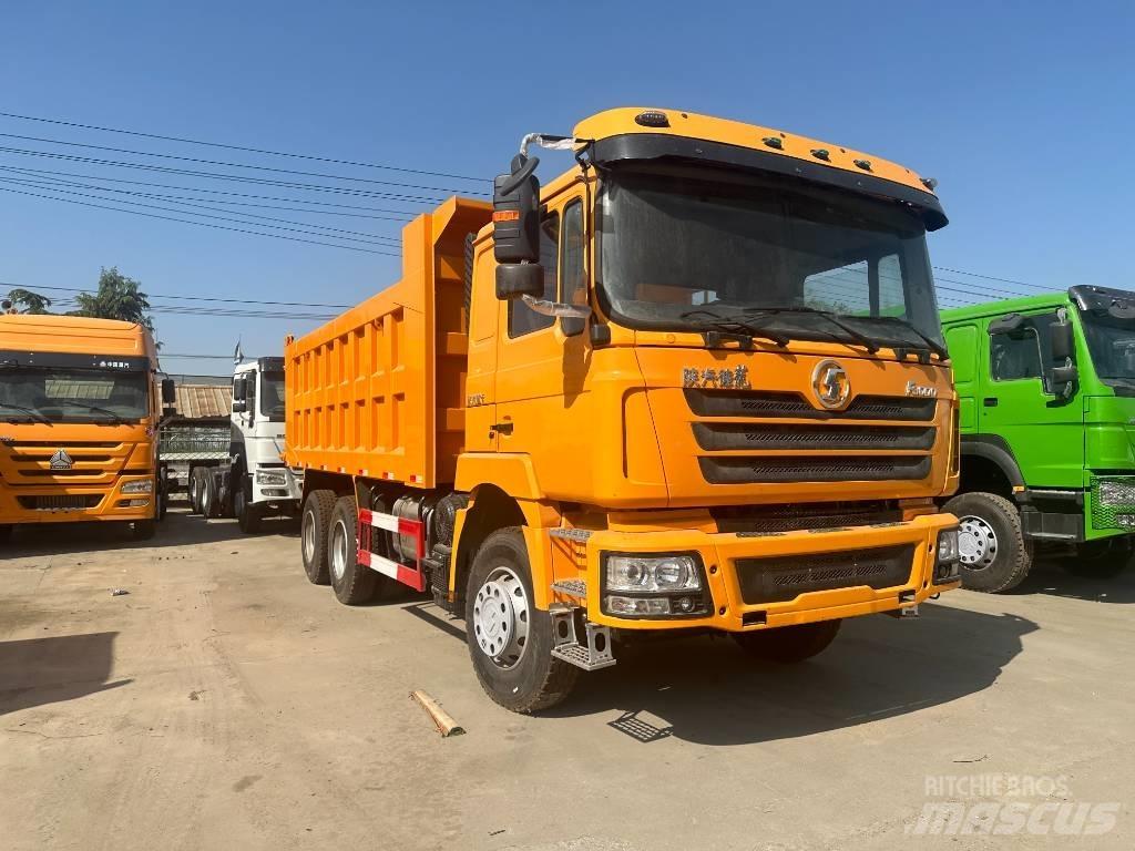 Shacman F3000 6X4 Pašizgāzējs