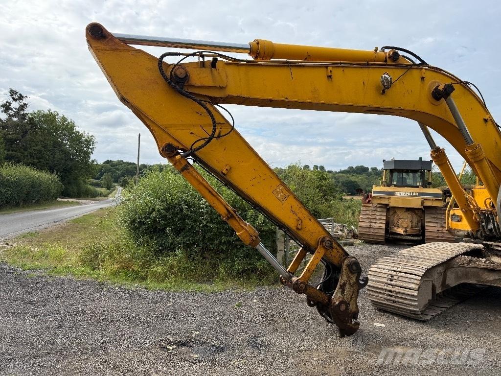 JCB JS 240 LC Kāpurķēžu ekskavatori