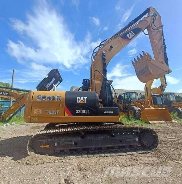 CAT 320D Kāpurķēžu ekskavatori