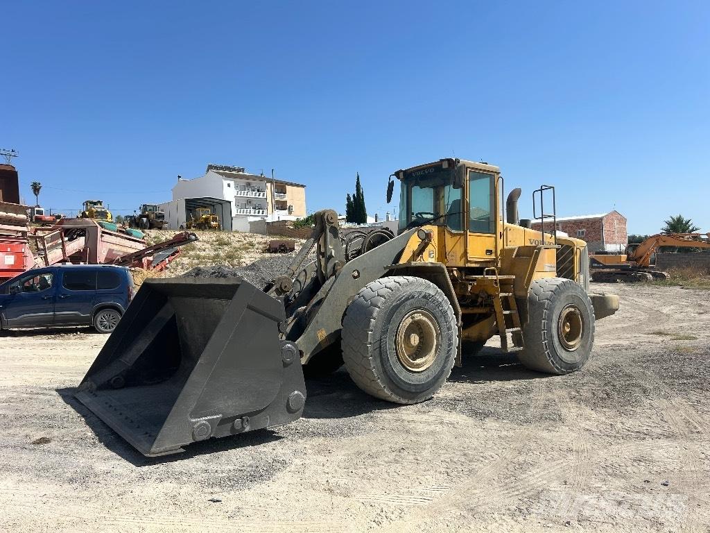 Volvo L 180 E Iekrāvēji uz riteņiem