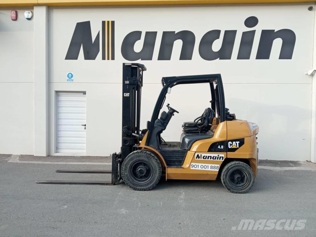 CAT DP 40 Tehnika ar dīzeļa dzinēju