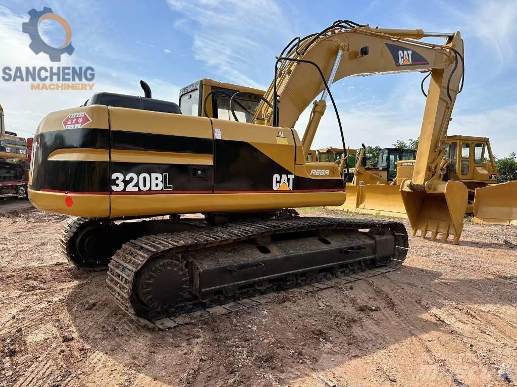 CAT 320 B Kāpurķēžu ekskavatori