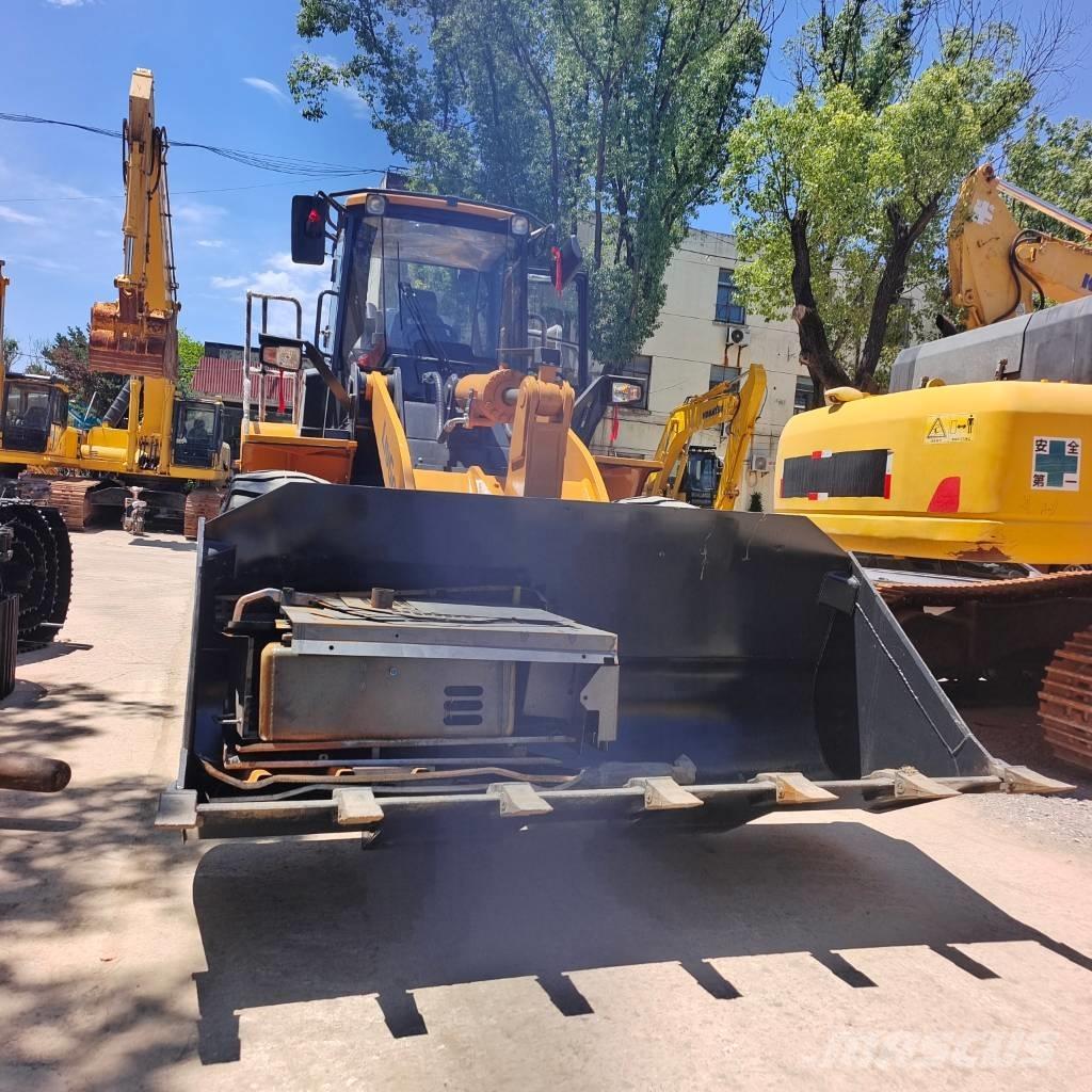 LiuGong 856 H Iekrāvēji uz riteņiem