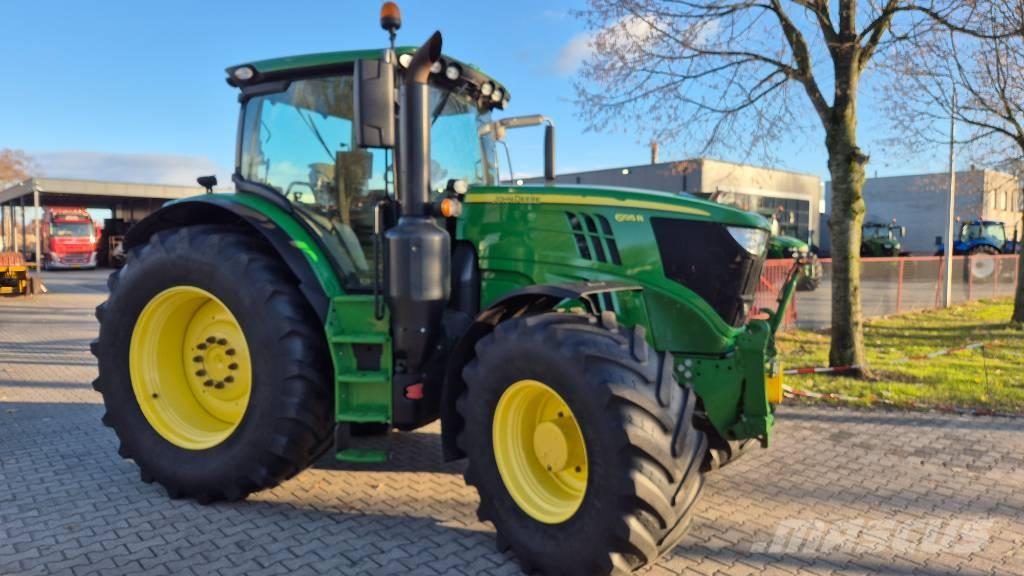 John Deere 6195 R Traktori