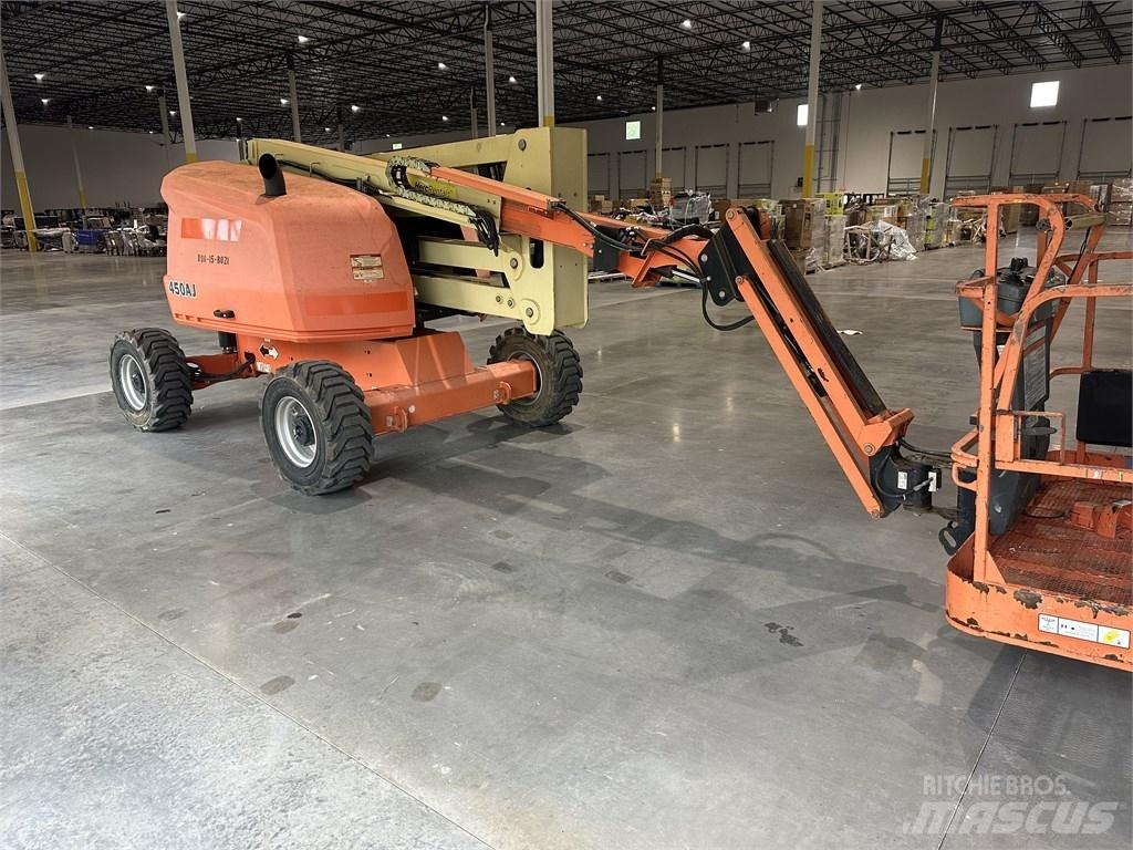 JLG 450 AJ Strēles pacēlāji