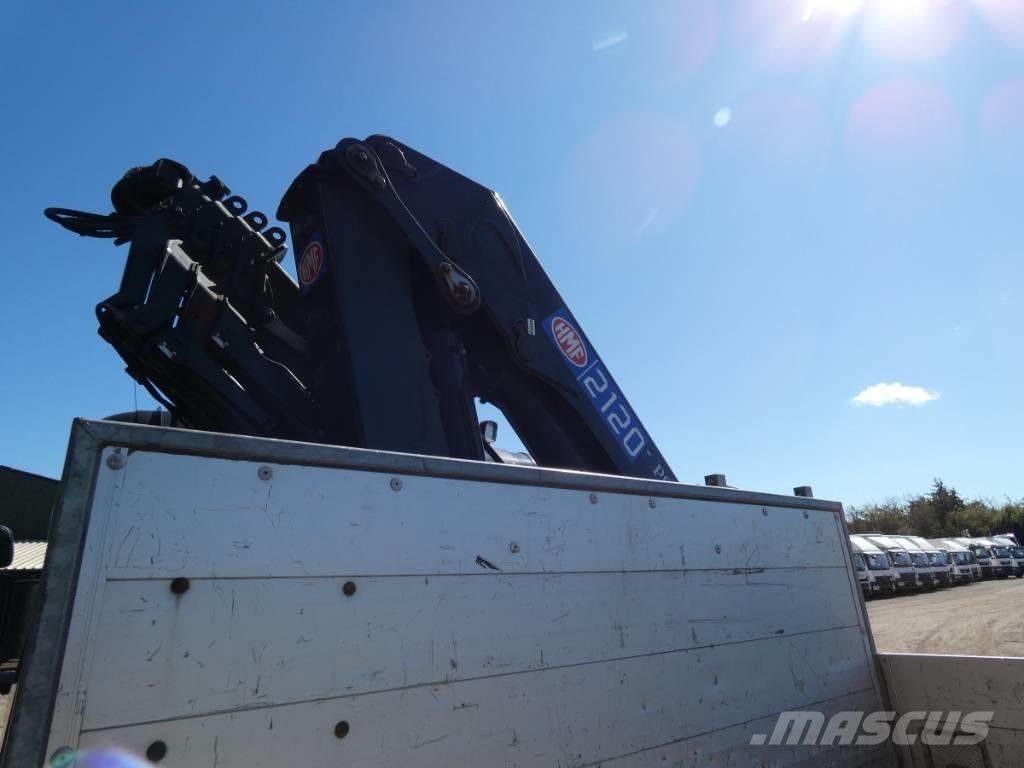 Scania P 370 Smagās mašīnas ar celtni