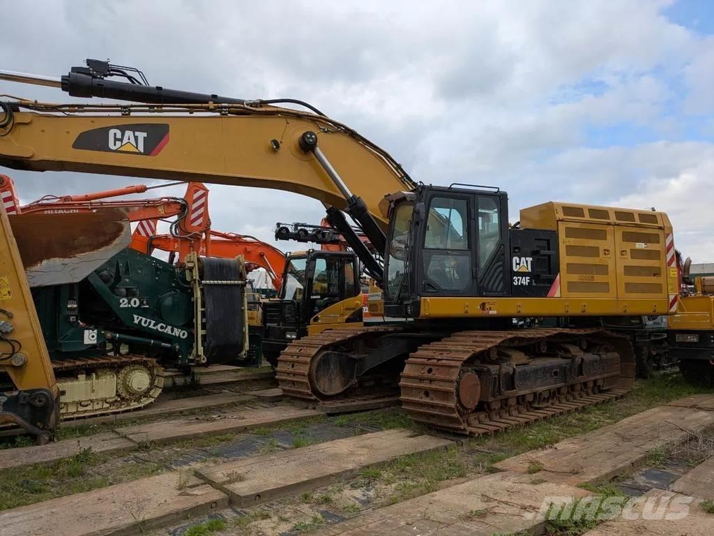 CAT 374F Kāpurķēžu ekskavatori