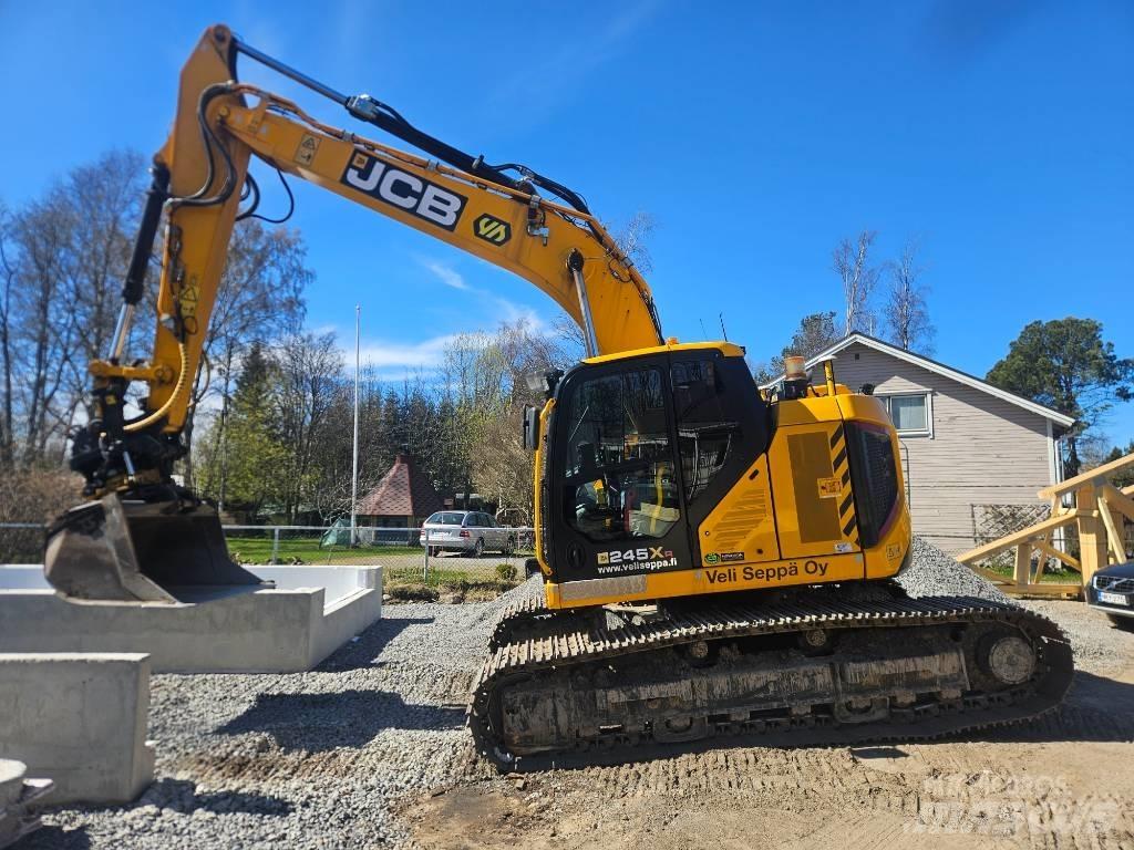 JCB 245 XLR Kāpurķēžu ekskavatori