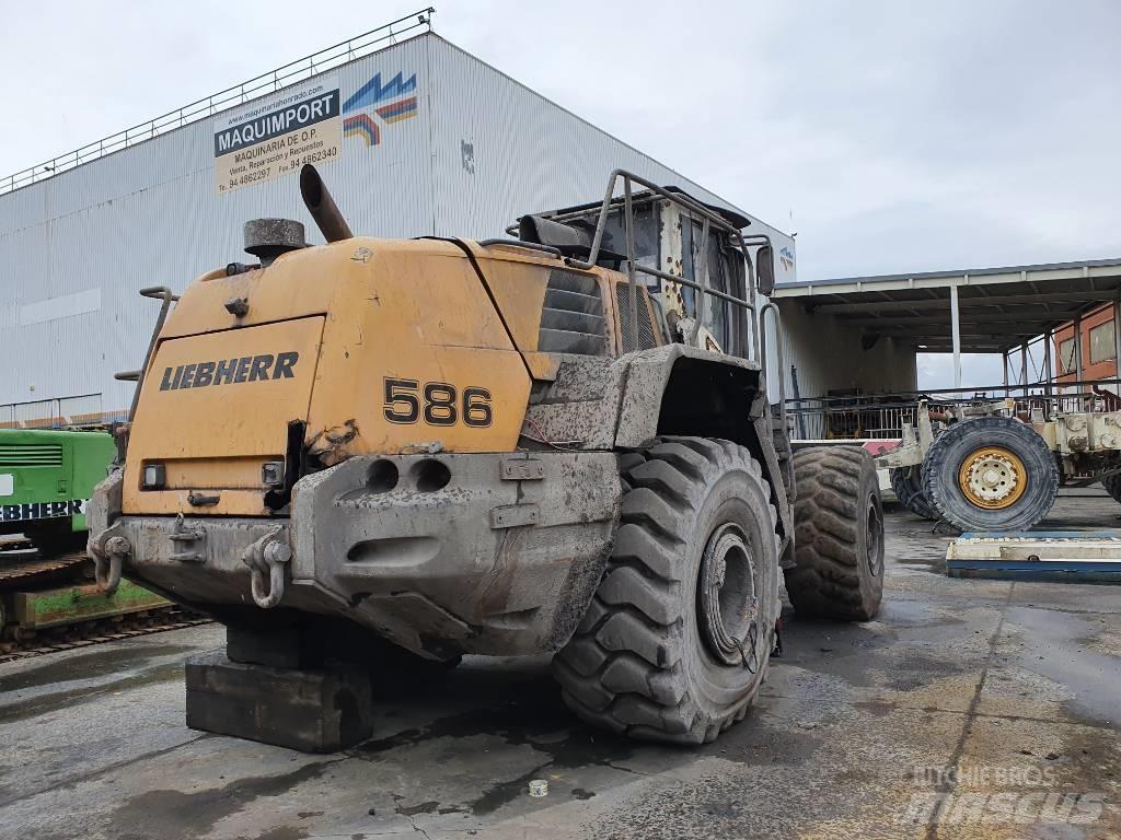 Liebherr L 586 Iekrāvēji uz riteņiem