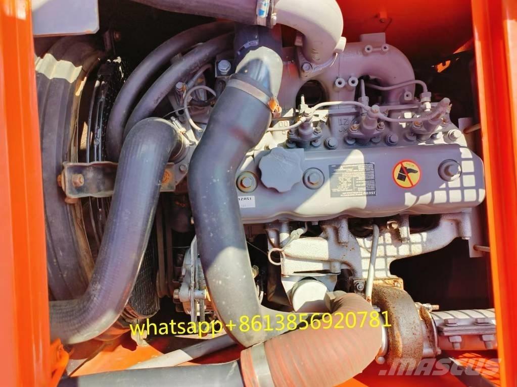 Hitachi ZX 135 US Kāpurķēžu ekskavatori