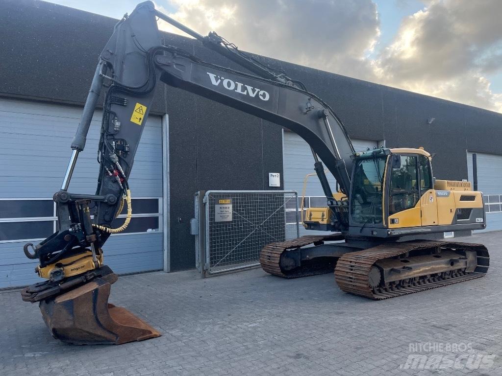 Volvo EC250DL Kāpurķēžu ekskavatori
