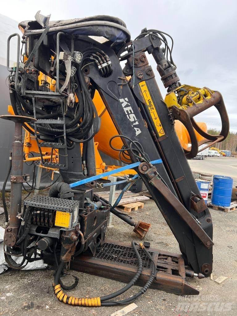 Kesla 2110ZT Kokmateriālu krāni