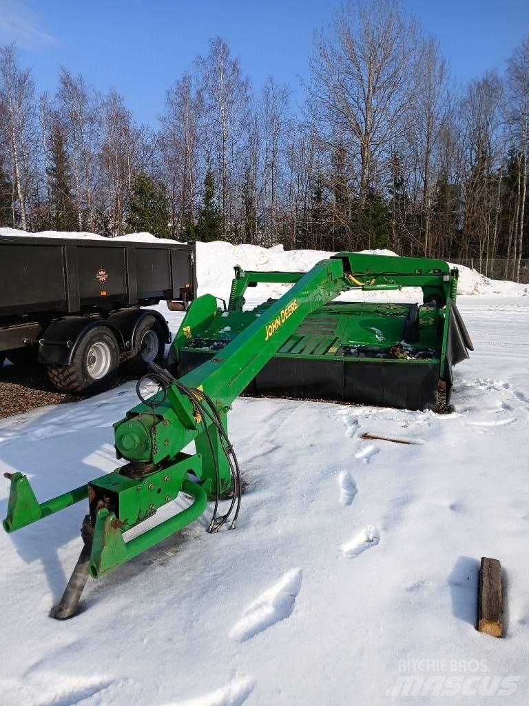 John Deere 735 Pļaujmašīnas ar kondicionieri