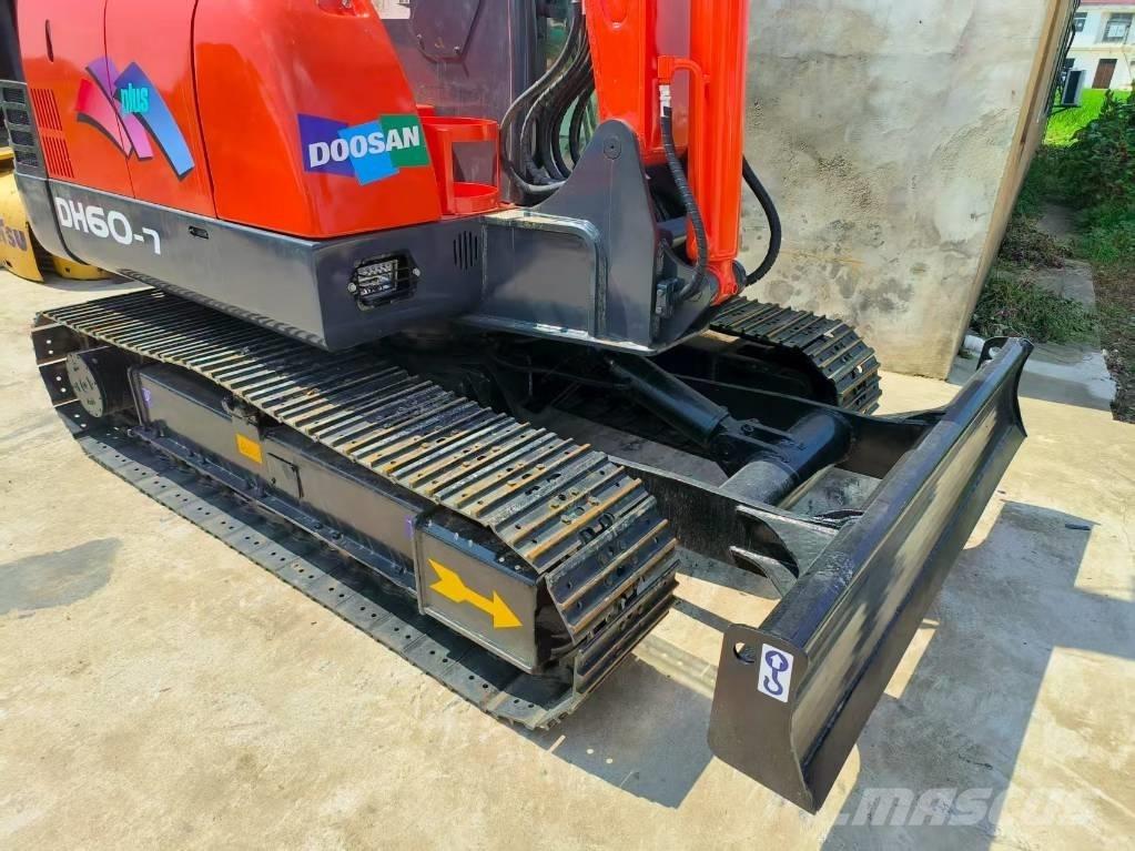 Doosan DH 60 Mini ekskavatori < 7 t