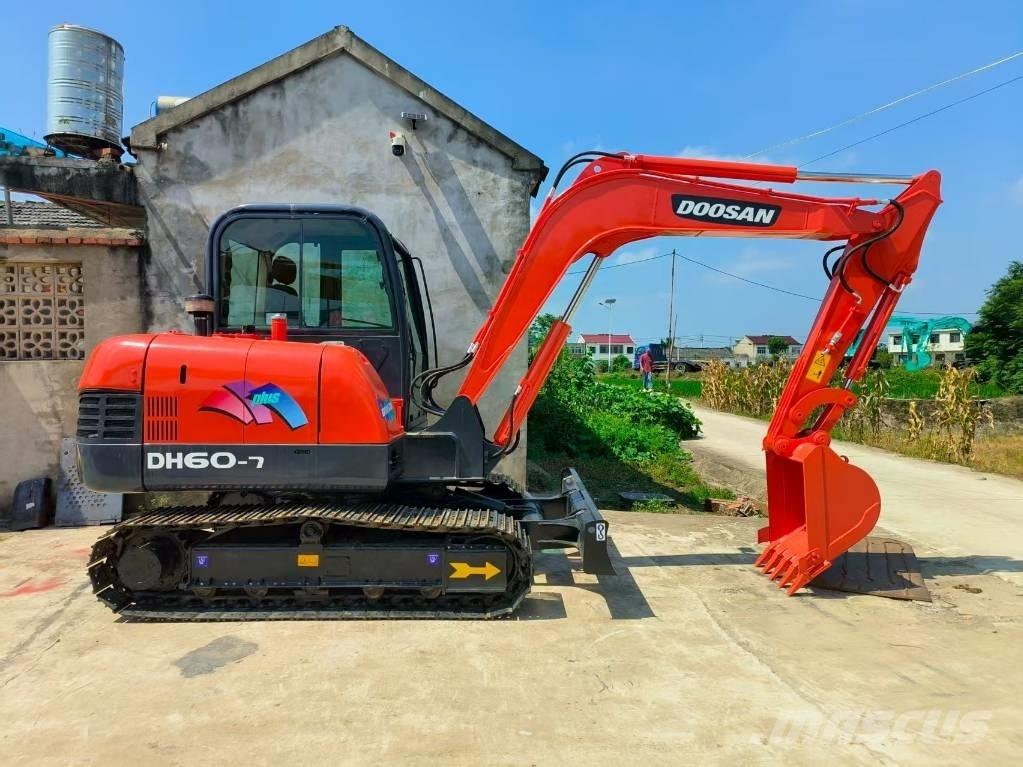 Doosan DH 60 Mini ekskavatori < 7 t