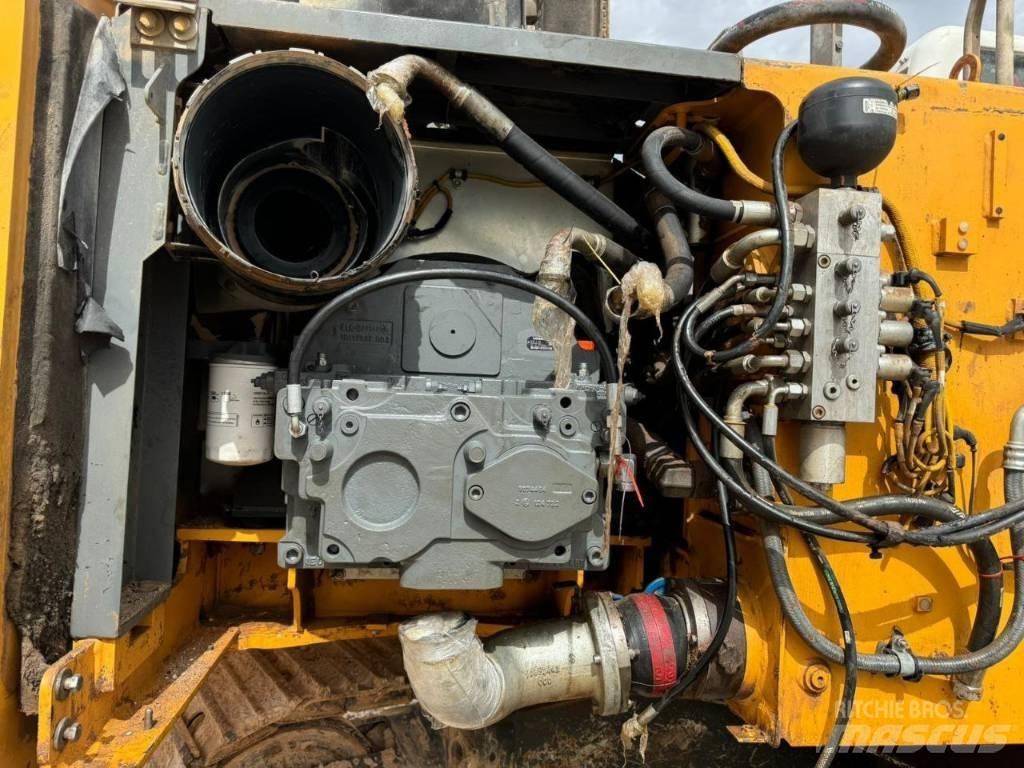 Liebherr 926 Kāpurķēžu ekskavatori