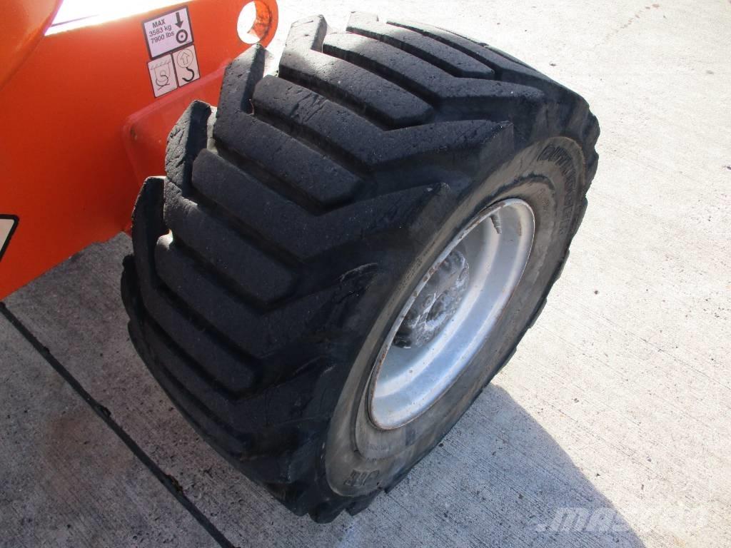 JLG 450 AJ (747) Strēles pacēlāji