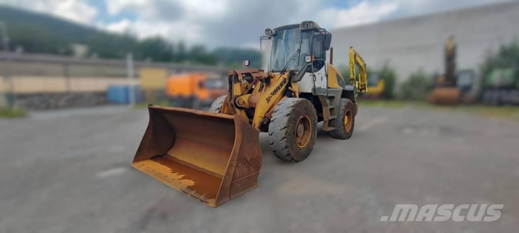 Liebherr L 524 Iekrāvēji uz riteņiem