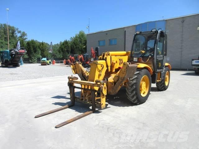 JCB 532-120 Teleskopiskie manipulatori