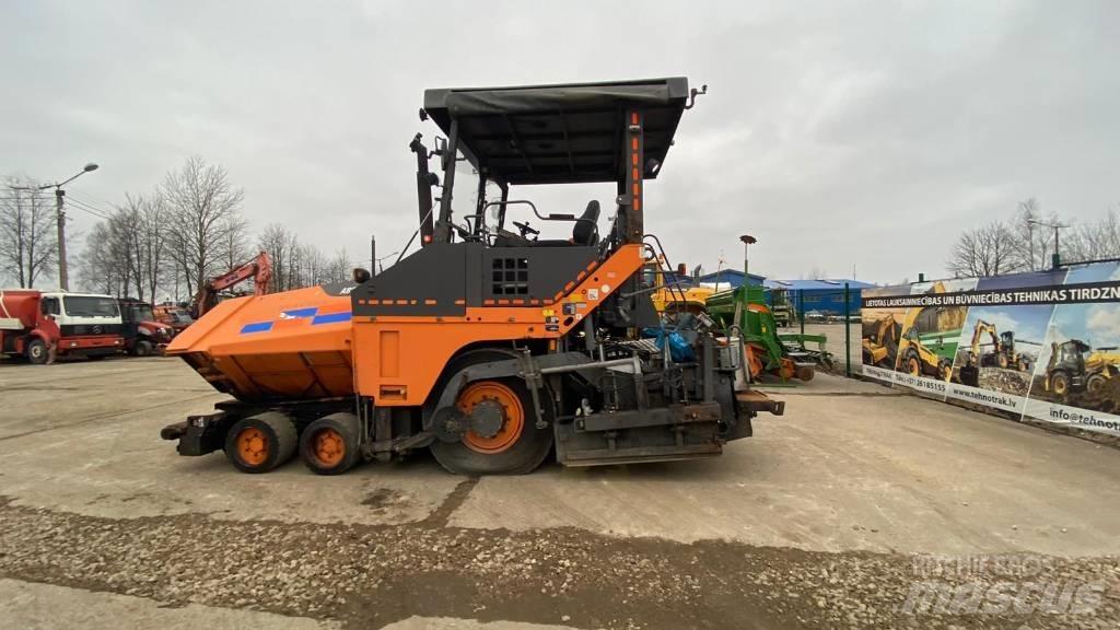Volvo ABG 6870 Asfalta klājēji